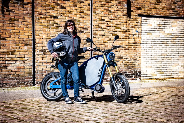 eROCKIT: Das Motorrad der Zukunft startet Online-Vorverkauf