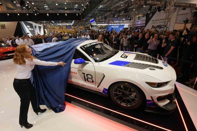 Essen Motor Show: Ford verkündet Preise des neuen Mustang und enthüllt GT4-Rennversion (FOTO)