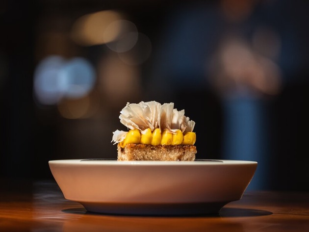 Hamburgs Gastronomie leuchtet: GLORIE und 100/200 Kitchen mit MICHELIN-Sternen und Grünen Sternen ausgezeichnet
