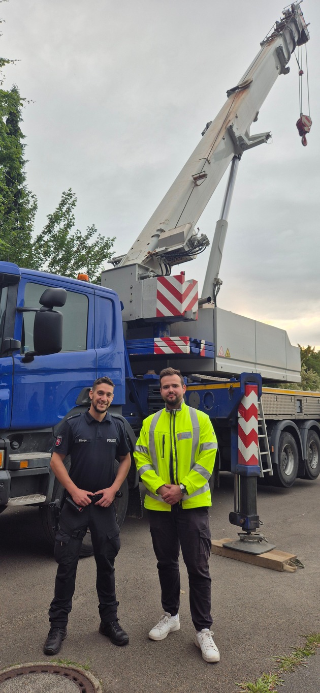 POL-ROW: ++ Hoch hinaus beim 220. Fernfahrerstammtisch der PD Lüneburg ++