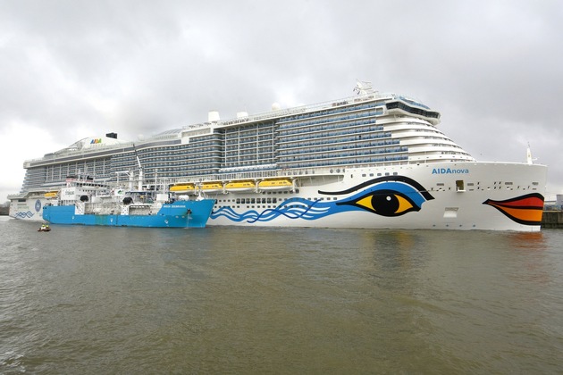 AIDA Pressemeldung: Platzhirsch AIDA Cruises startet in Hamburg in die Wintersaison 2023/2024