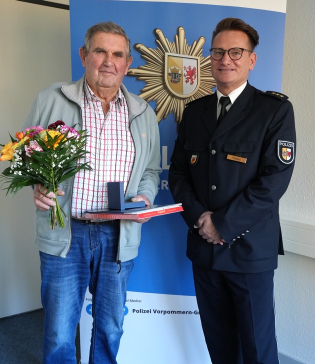 POL-NB: Polizei ehrt Bürgerinnen und Bürger für Zivilcourage