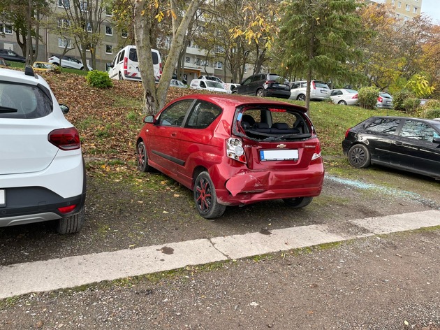 LPI-EF: Missglückte Parkmanöver