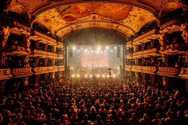Einzigartige Orchester-Shows mit Kontra K und Calum Scott / Channel Aid 2026 verwandelt Hamburg in eine musikalische Bühne für den guten Zweck