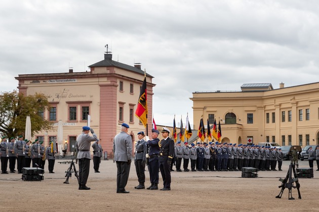 Indienststellung des Kommandos Gesundheitsversorgung der Bundeswehr