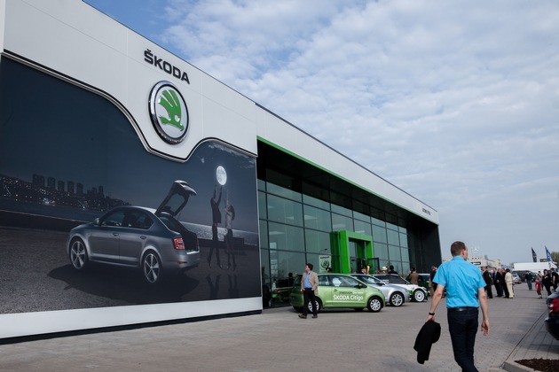 Neues SKODA Handelsdesign kommt bei den Kunden hervorragend an (FOTO)