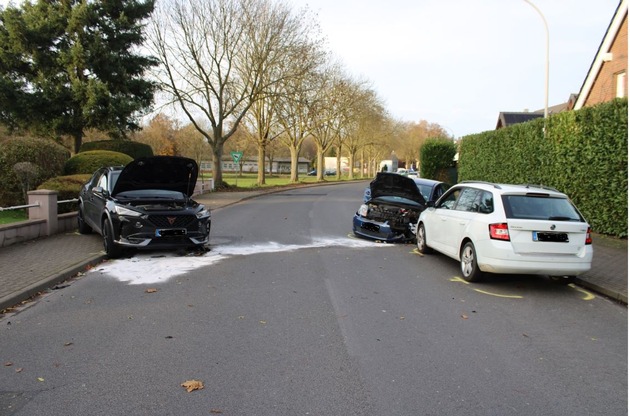 POL-NE: Schwerverletzte nach Frontalunfall