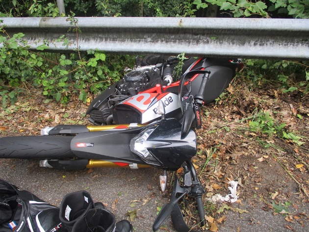 POL-RBK: Odenthal - junger Motorradfahrer schwer verletzt