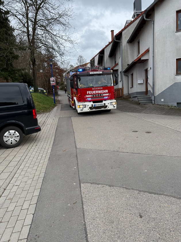 FW Weinheim: Brandmeldeanlage im Pilgerhaus l&ouml;st aus. Angebranntes Popcorn als Ursache