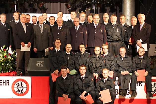 FW-E: Kreisfeuerwehrverbandsfest auf Zollverein, langjährige Mitglieder der Freiwilligen Feuerwehr wurden geehrt