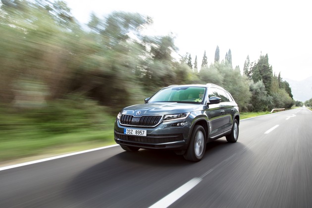 SKODA unterstützt Radsport-Highlight &apos;Rund um den Finanzplatz Eschborn-Frankfurt&apos; (FOTO)