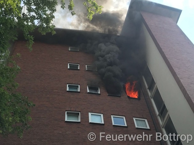 FW-BOT: Wohnungsbrand an der Freiherr-vom-Stein-Straße