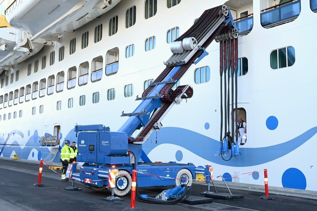 AIDA Pressemeldung: Kopenhagen setzt auf Landstrom: AIDAnova als erstes Kreuzfahrtschiff am Netz