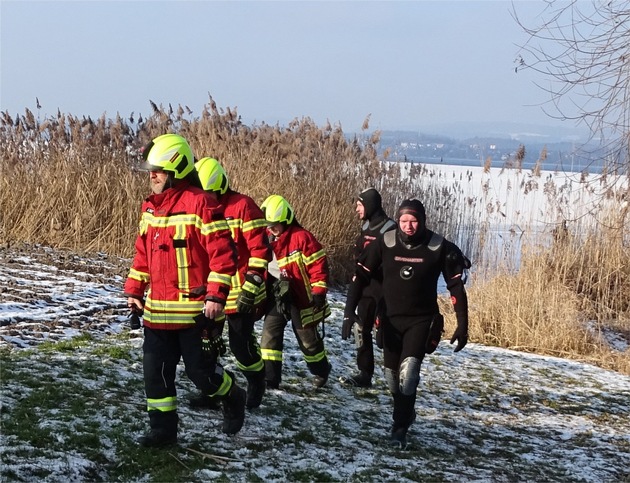 FW Reichenau: Person im Eis eingebrochen, Reichenau/Gnadensee, 07.01.2026