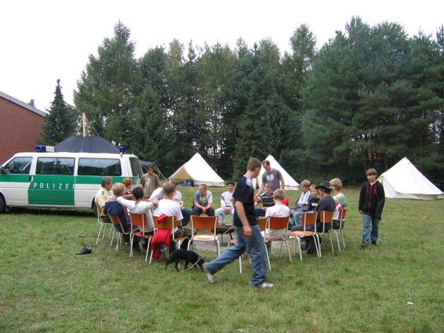 POL-NI: Pilotprojekt &quot;Jungencamp&quot; stellt sich vor - Bilder im Download -