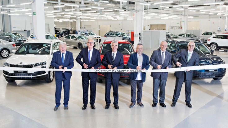 SKODA AUTO eröffnet multifunktionales Kompetenzzentrum im Werk Kvasiny (FOTO)