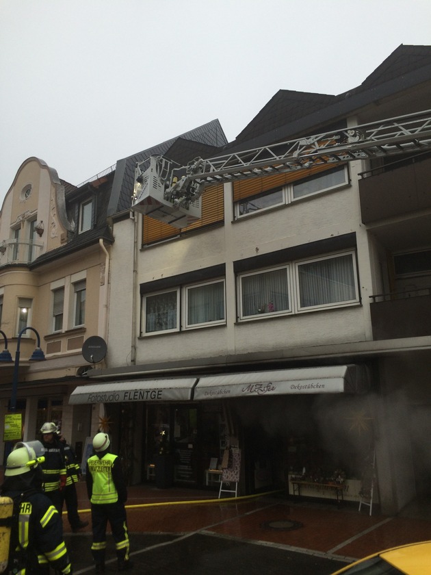 FW Lage: Brand in Geschäft in der Lagenser Innenstadt