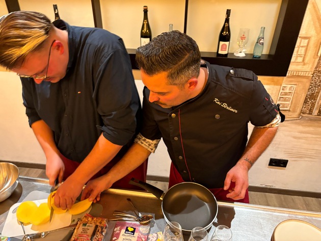 FW-OLL: Jugendfeuerwehr-Team überzeugt beim Kochduell im Wildeshauser Ratskeller