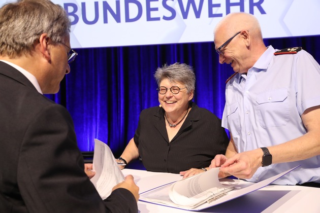 Beschaffungsamt der Bundeswehr ebnet den Weg für den Schweren Transporthubschrauber