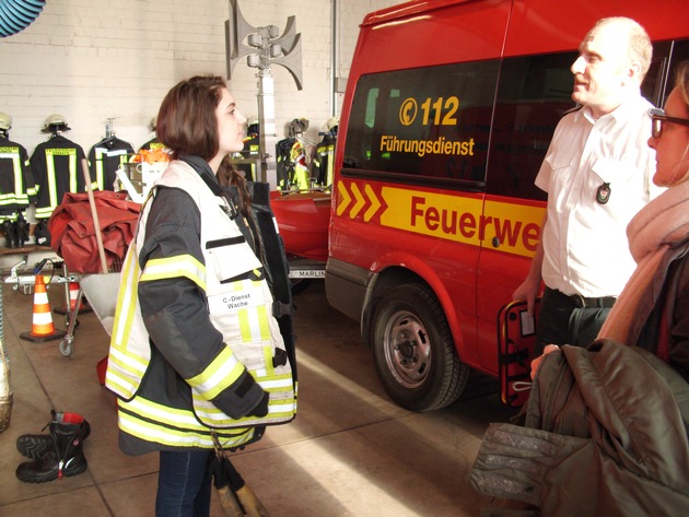 FW-Erkrath: Projekt Zündstoff zu Besuch bei der Feuerwehr Erkrath