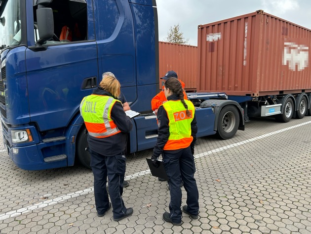 HZA-HB: Zoll prüft Speditionsgewerbe / In sieben Fällen müssen weitere Prüfungen durchgeführt werden