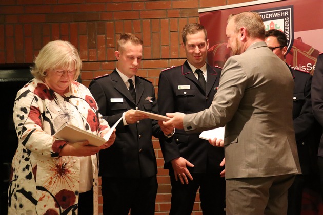 FW-SE: Außerordentliche Mitgliederversammlung Kreisfeuerwehrverband Segeberg