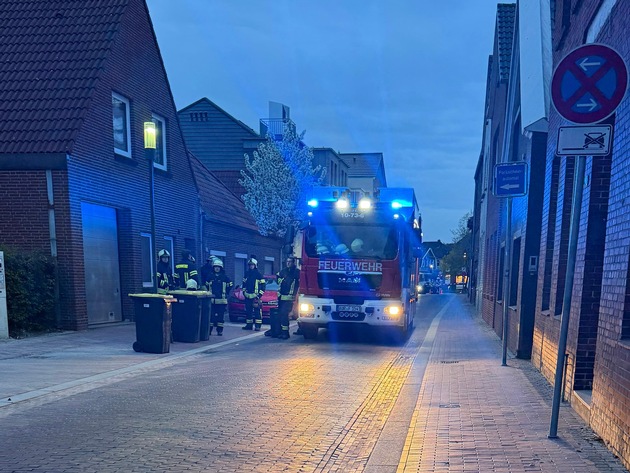 FW-AUR: Fl&uuml;ssigkeitsreste in Beh&auml;lter umgef&uuml;llt