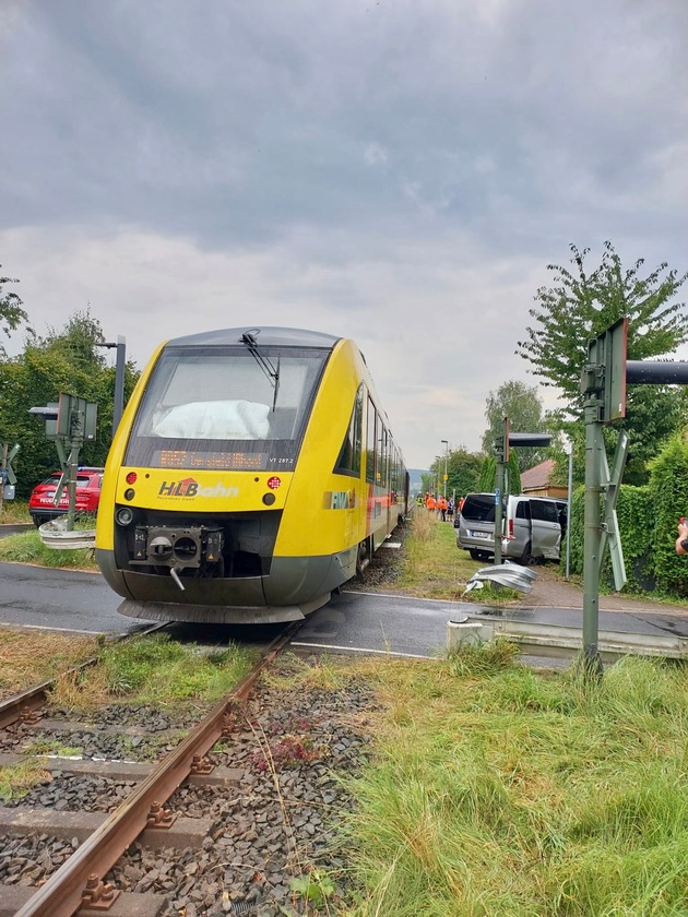 BPOL-KS: Regionalbahn erfasst Kleintransporter