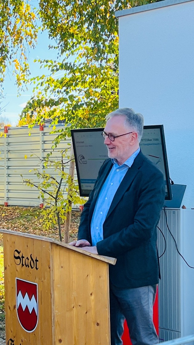 Glasfaser für Geisenfeld und Ernsgaden: Heute feierliche Inbetriebnahme des ersten Netzabschnitts