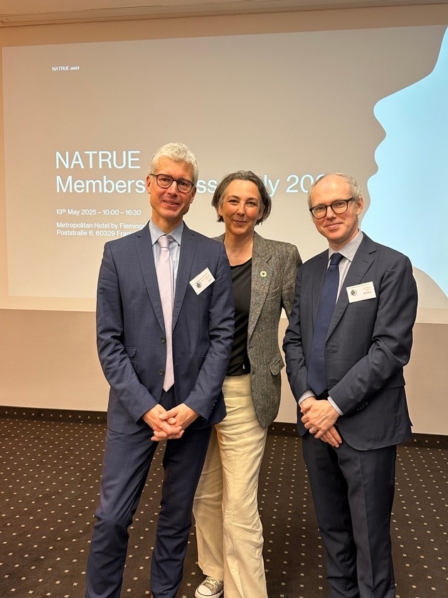 Prof. Dr. Florian Stintzing (WALA/Dr. Hauschka) ist neuer NATRUE-Präsident
