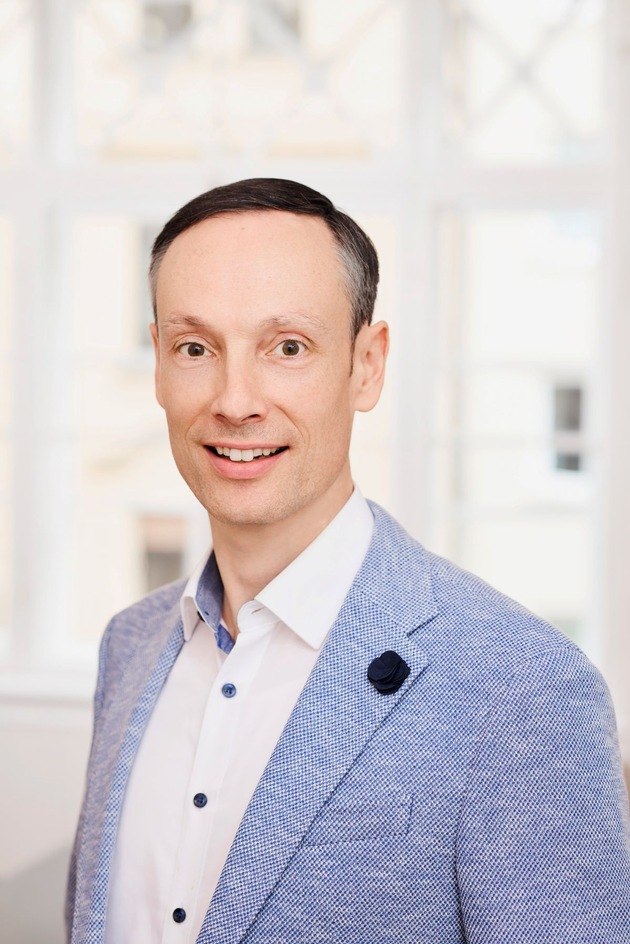 Strategische Partnerschaft von valantic und Almato: valantic integriert KI-gestützte semantische Datenplattform Bardioc in sein Portfolio