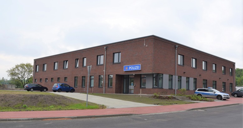 POL-WL: Tag der offenen Tür beim Polizeikommissariat Seevetal / Offizielle Einweihung des neuen Dienstgebäudes
