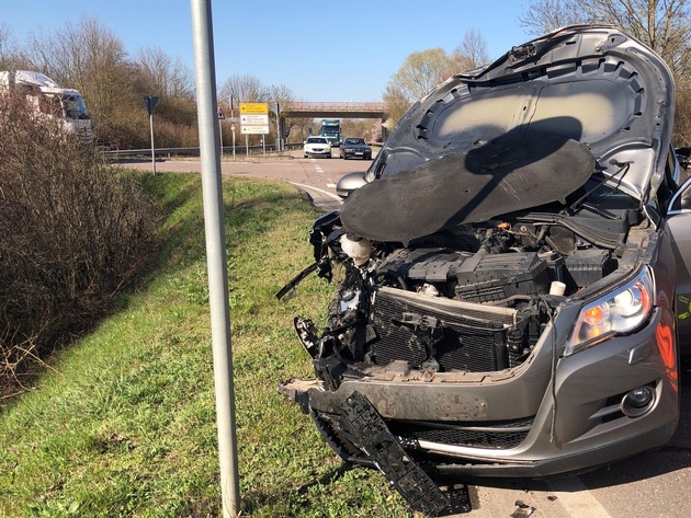 POL-PDWO: Hohen-Sülzen - B47 wegen schwerem Verkehrsunfall voll gesperrt