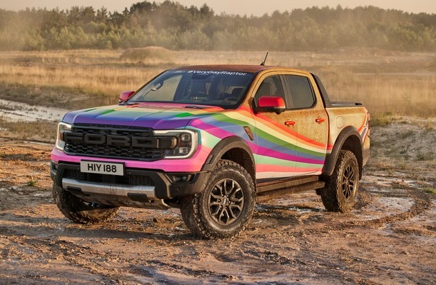 Ford-Werke GmbH: Ford zeigt Verbundenheit mit LGBTQ+ Community und wird mit dem "Very Gay Raptor" in Goodwood vertreten sein