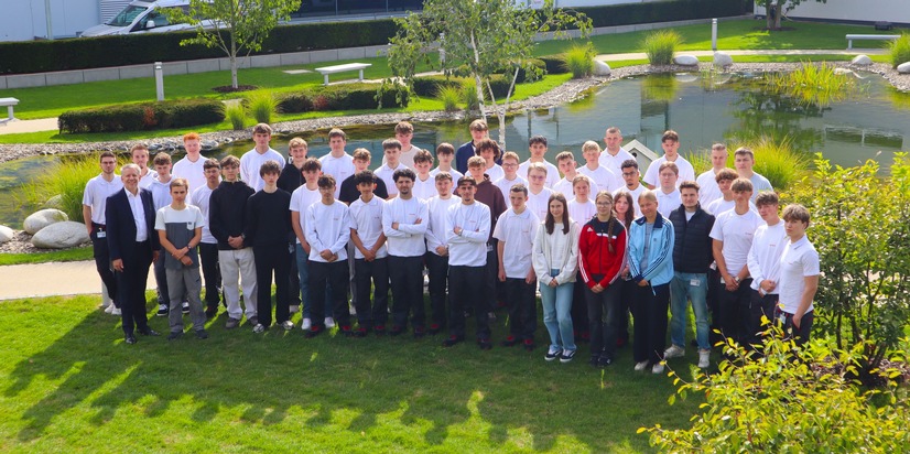 Presseinformation: Mehr als Ausbildung: 66 junge Talente starten bei Brose ins Berufsleben