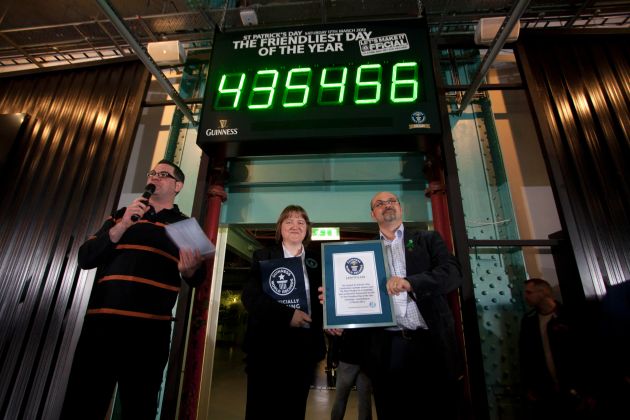Guinness stellt Weltrekord auf: St. Patrick&#039;s Day ist offiziell &quot;Der freundlichste Tag des Jahres&quot; (mit Bild)
