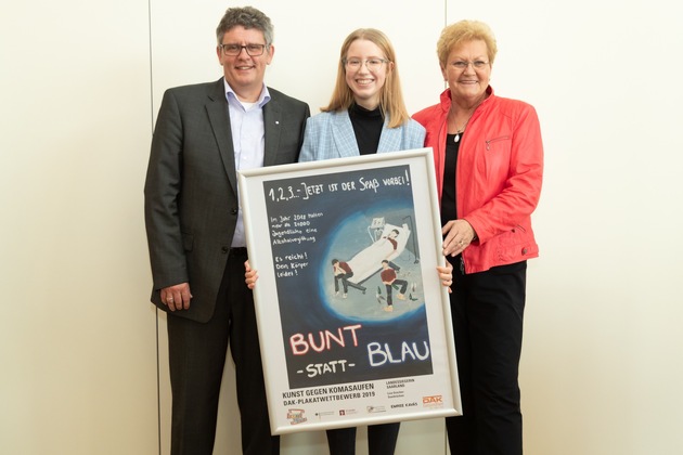 Foto anbei ! bunt statt blau: Lisa Grachev aus Saarbrücken gewinnt DAK-Plakatwettbewerb gegen Komasaufen im Saarland