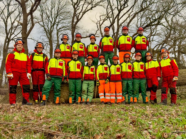 FW-OLL: Motors&auml;genausbildung erfolgreich fortgesetzt
