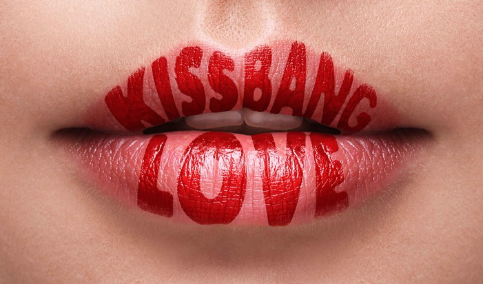 Augen zu und los! &quot;Kiss Bang Love&quot; wird wilder, bunter, knutschiger