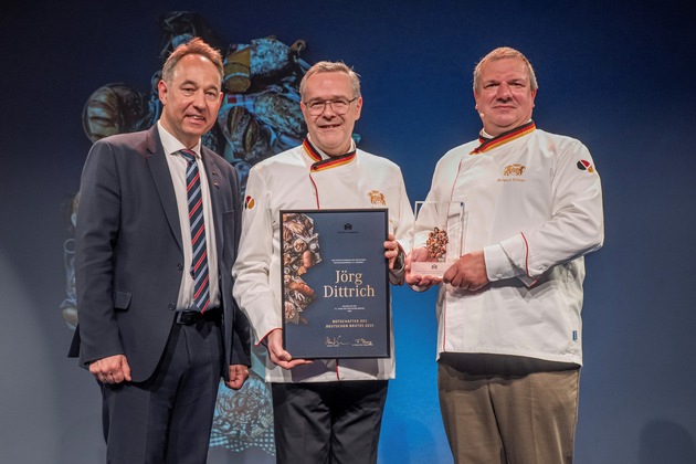 13. Tag des Deutschen Brotes: Bäckerhandwerk kürt Handwerkspräsident zum neuen Brotbotschafter