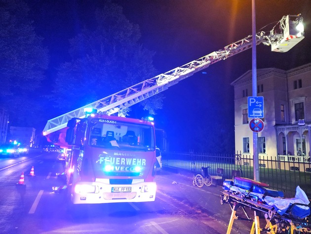 FW-KLE: Nächtlicher Brand in Seniorenheim