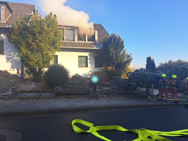 FW-Velbert: Wohnungsbrand auf der Bökenbuschstraße