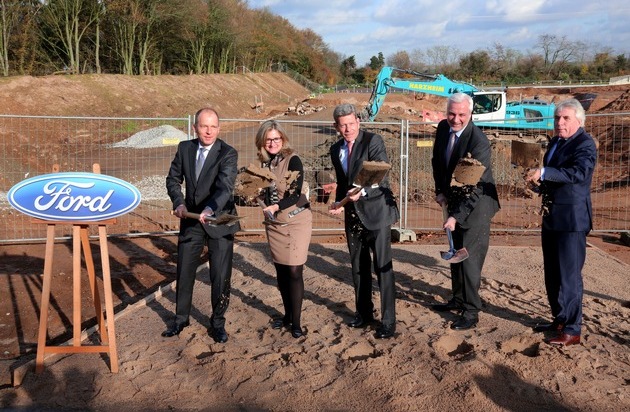 Ford-Werke GmbH: Tests auf mehr als 5.000 Metern Höhe - Ford baut in Köln das modernste Klimawindkanal-Zentrum der Automobilindustrie (FOTO)