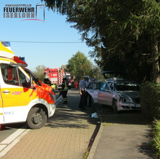FW-MK: Verkehrsunfall auf der B 7. Interkommunale Zusammenarbeit der Rettungskräfte.