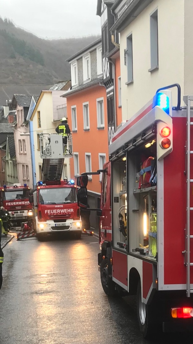 POL-PDMY: Brennende Spülmaschine löst Feuerwehreinsatz aus