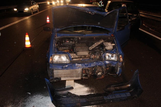 POL-PDKL: A62/Hütschenhausen, Auffahrunfall, 5 Personen leicht verletzt