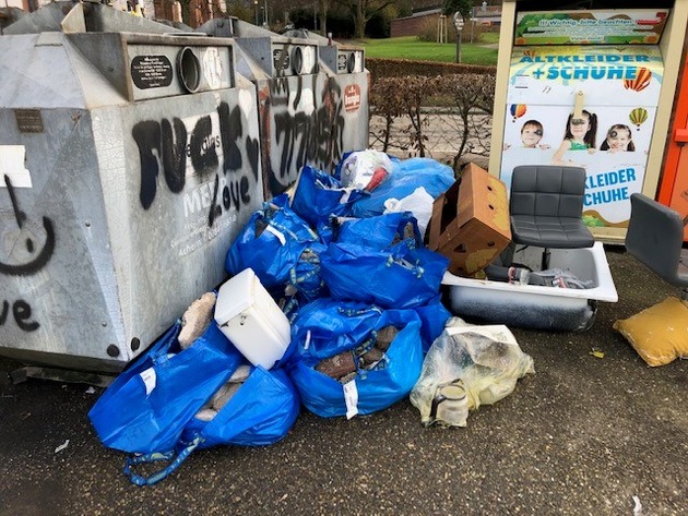 POL-OG: Offenburg - Illegale Ablagerung von Müll, Zeugen gesucht