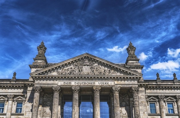 Verband des eZigarettenhandels e.V. (VdeH): Kein Werbeverbot für E-Zigaretten - Anhörung im Bundestag sollte Chancen der E-Zigarette diskutieren