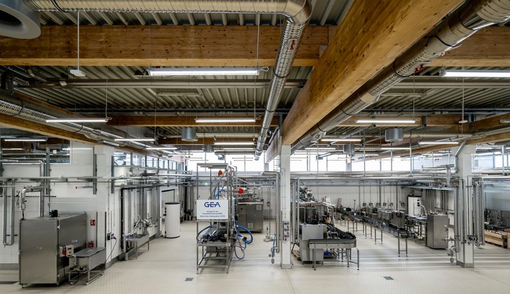 Pilot-scale process line for beverage science: GEA supplies scalable plant to Geisenheim University