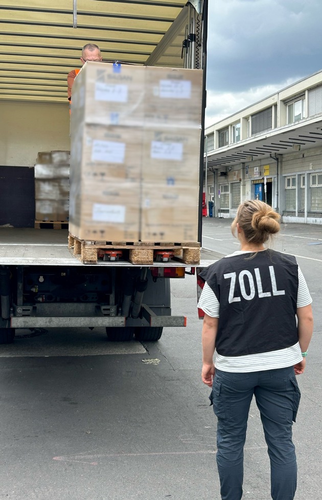 ZOLL-HH: Zollfahnder decken Verstoß gegen Russland- Sanktionen und Steuerhinterziehung von Einfuhrabgaben in Höhe von über einer Million Euro auf